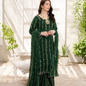 Elegant Green Salwar Suit